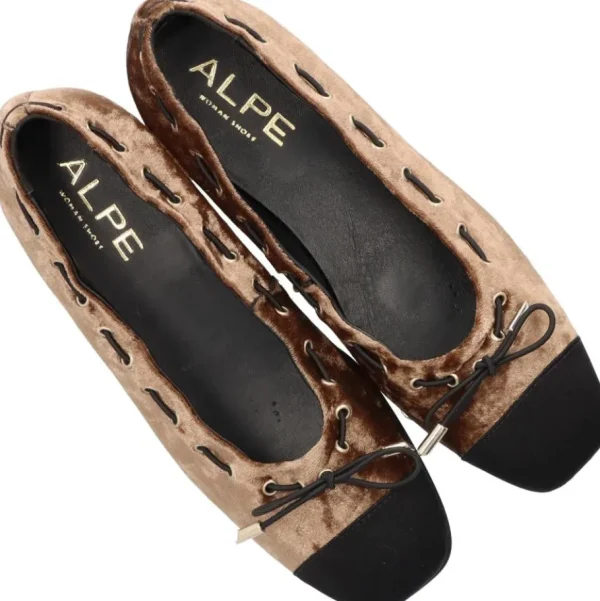 Alpe Ballerines<-ANAÏS